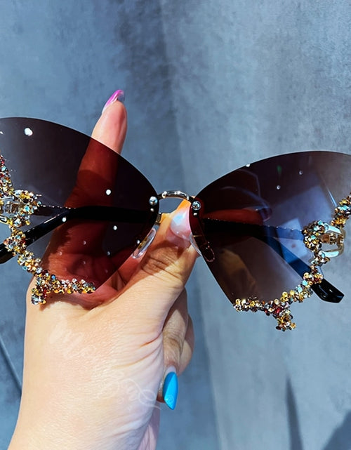 Load image into Gallery viewer, Diamond Butterfly Sunglasses
