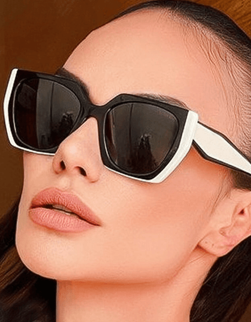 Load image into Gallery viewer, Perla Sunglasses
